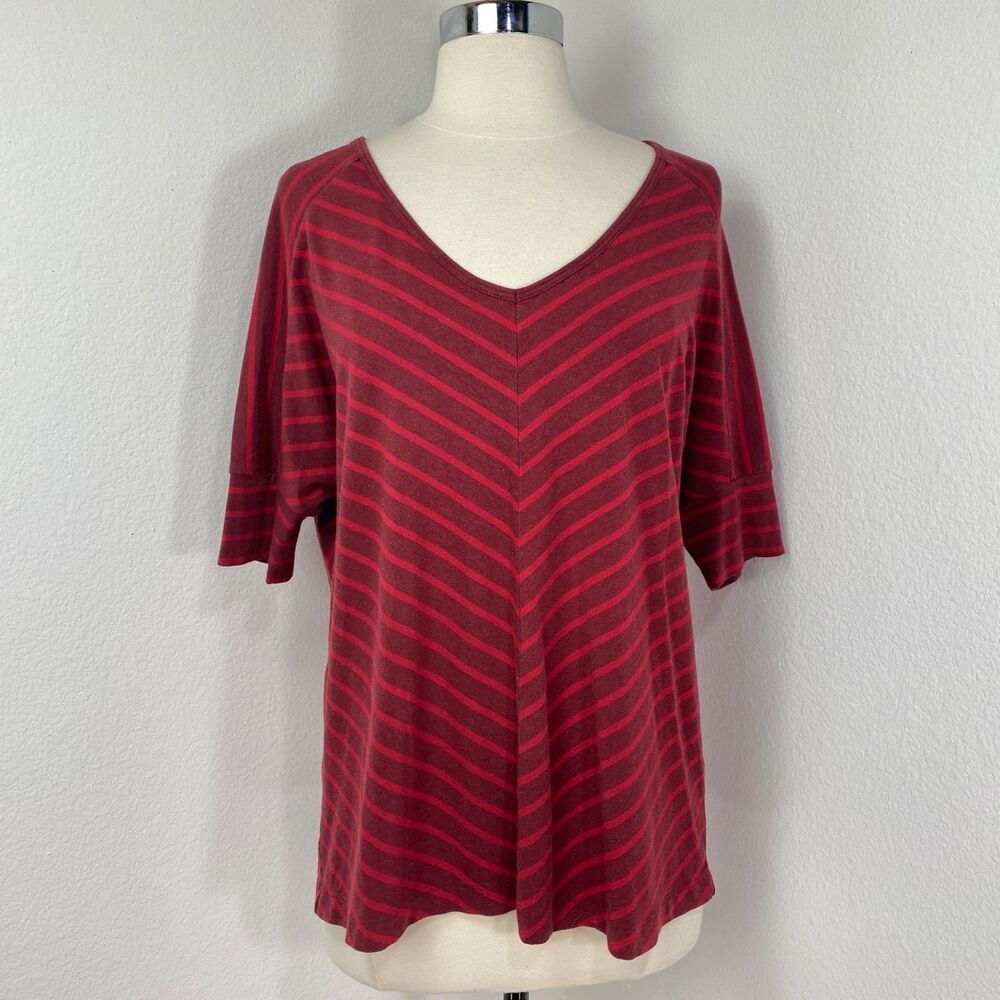 Love Hannah Striped Maroon Brown T Shirt Top XS Short Sleeves Soft Cotton Blend